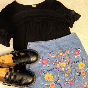 Flouncy Mesh Detail Tee